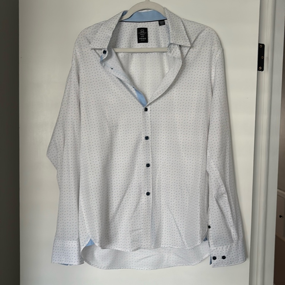 Men’s Micheal Strahan dresss shirt